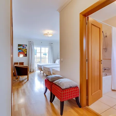 Islandia 4 Bedroom With Private Pool *